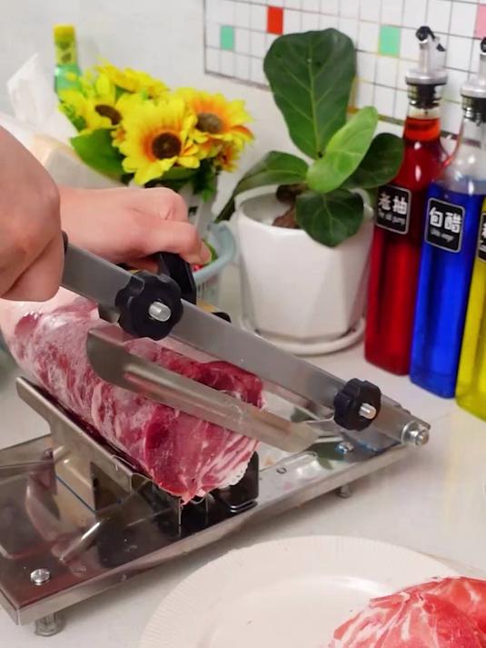 有了这个切肉机在家吃火锅太方便了，真的是干净又卫生
