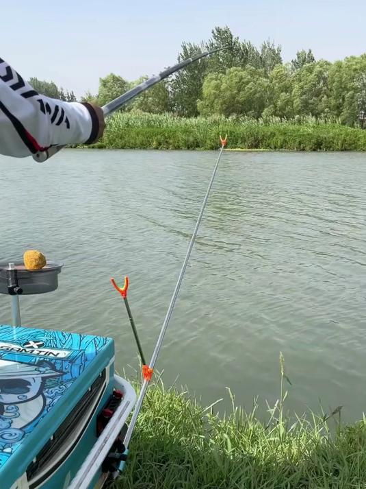 用过这款自动启抬鱼竿支架的钓友都说好!