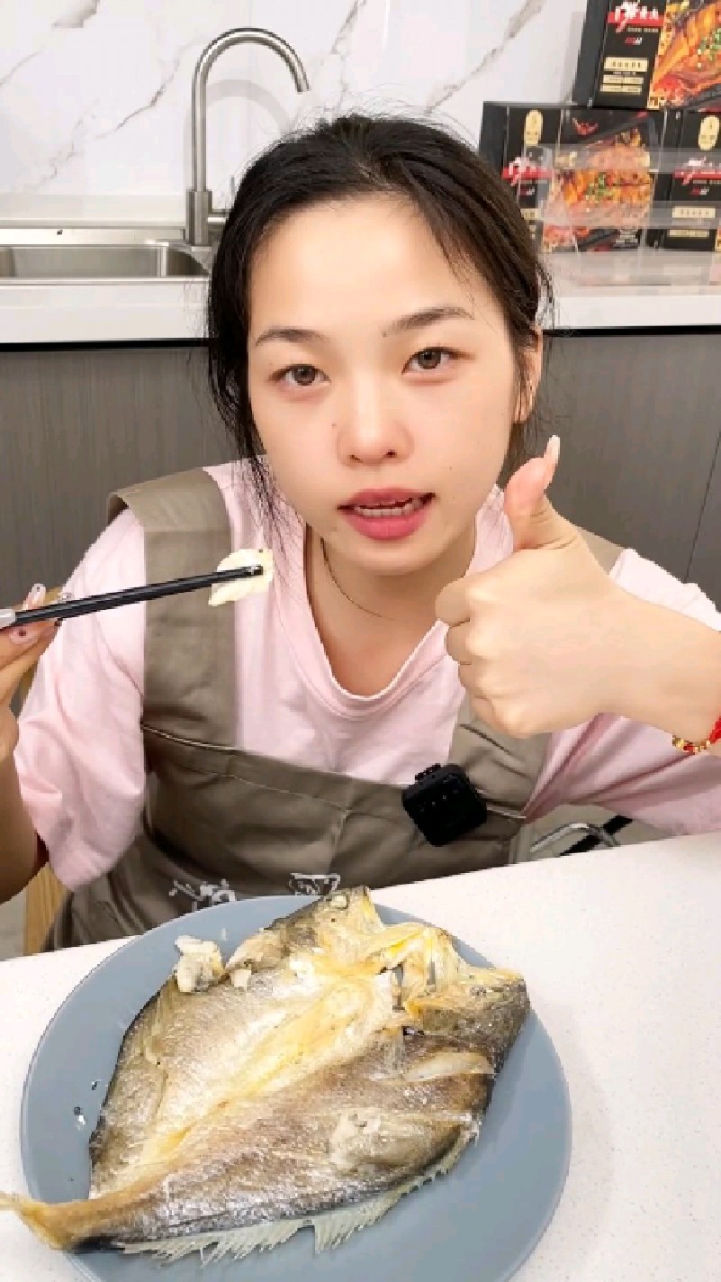 黄鱼鲞来辣,今天教大家如何做黄鱼鲞啦