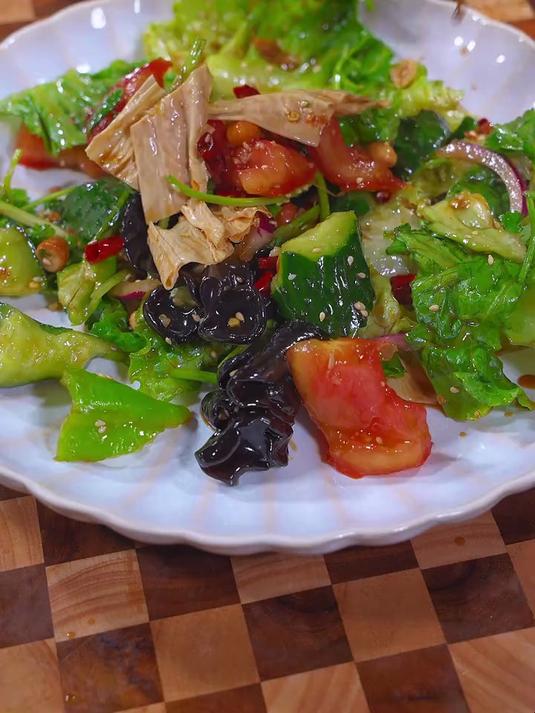 今年夏天一定要安排上这道手撕大拌菜