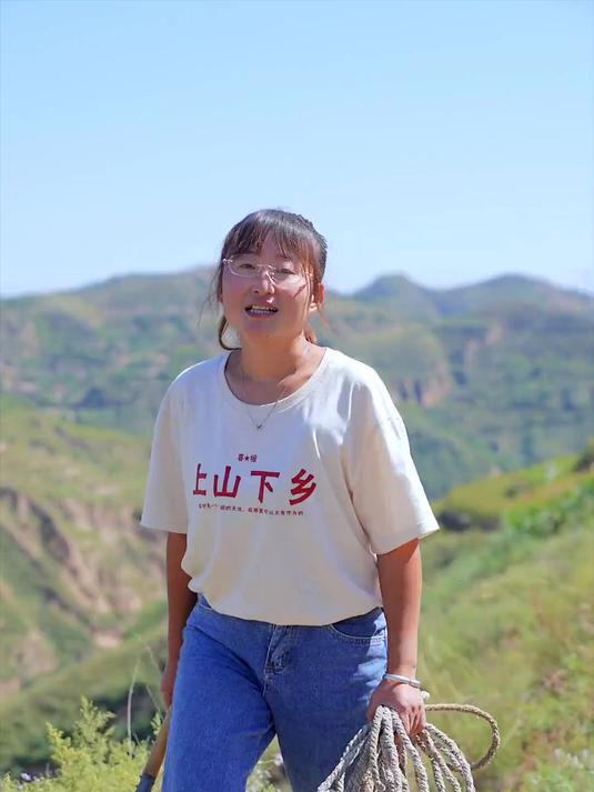 丰收季到了，你见过糜子吗？用它做黄米糕是真的可香了！
