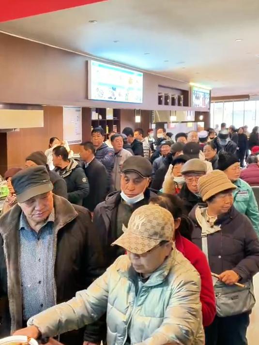 一面回兰州牛肉面是传承非遗品牌让更多人品尝到正宗兰州牛肉面