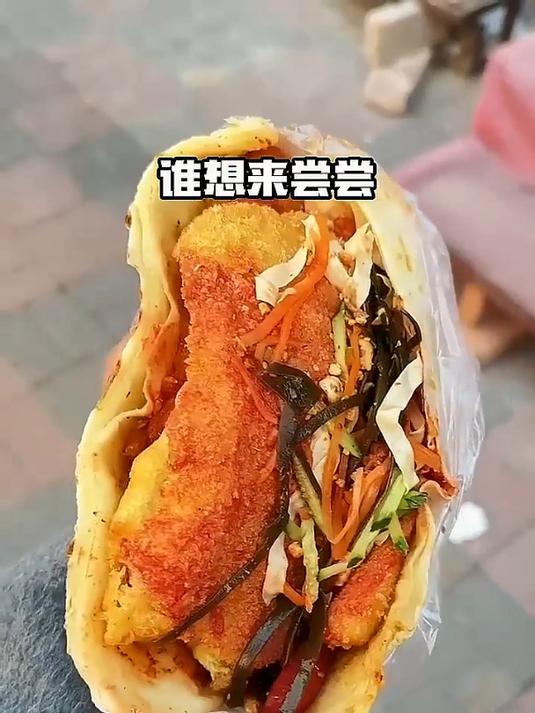 天津特色早餐大饼夹一切!饼都撑破了 好实惠!