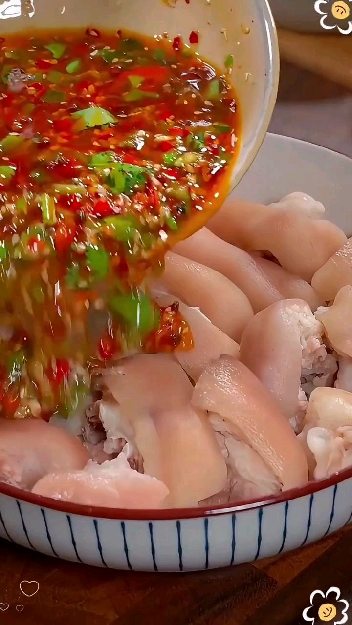 凉拌猪脚的做法