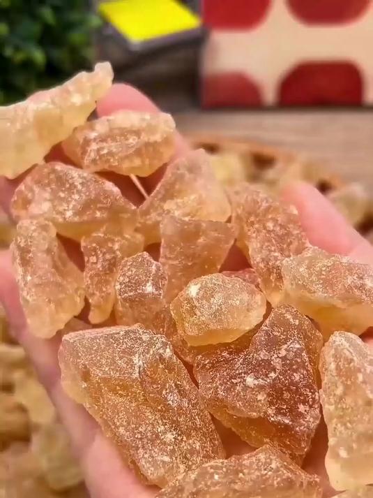 煮八宝粥加黄冰糖,谷物香混合甜味,更顺口