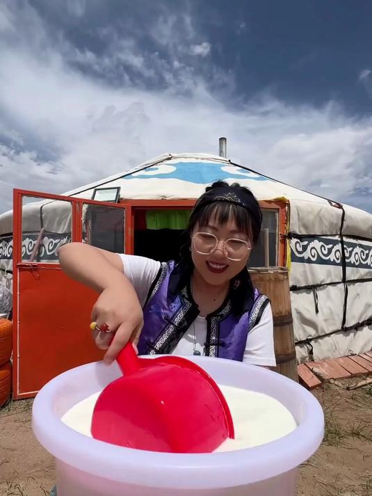一大桶奶解决内蒙早餐，作为内蒙人简直太幸福啦