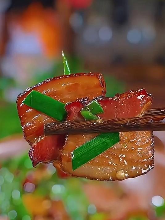 年的味道!自制烟熏腊肉,春节里的一抹乡愁