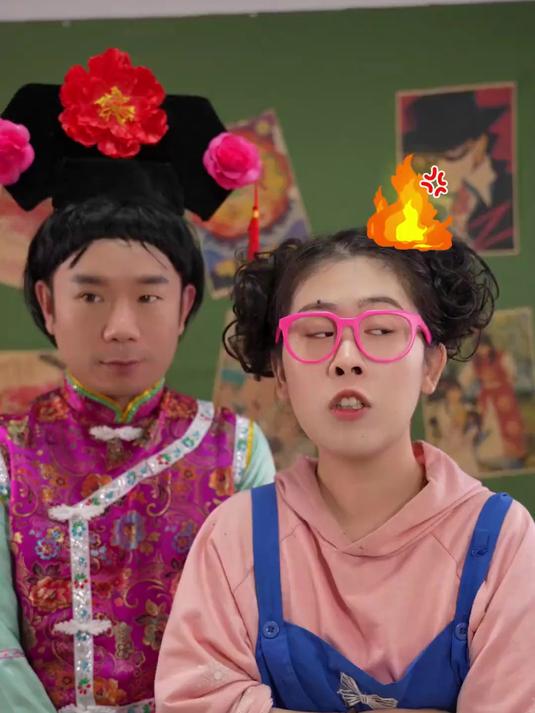 小搪瓷做的“生日果冻蛋糕”也太漂亮啦!小月月吃的可开心了!