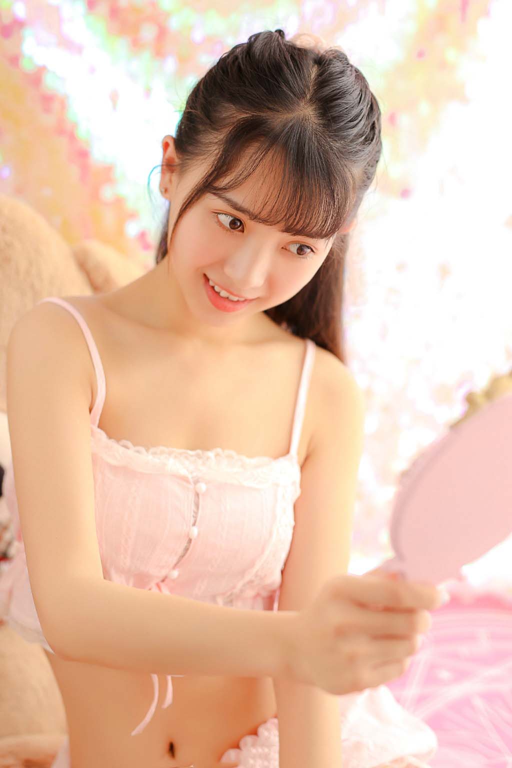俏皮少女-六色网