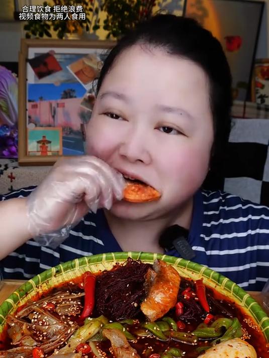 是粉丝点的脆爽美食哦 我觉得这个脆皖鱼不脆