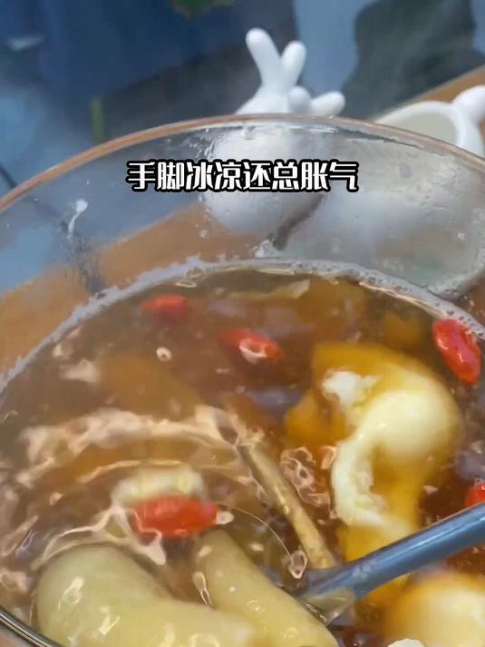 润养气血花胶红枣桂圆汤 告别苍白显红润气色