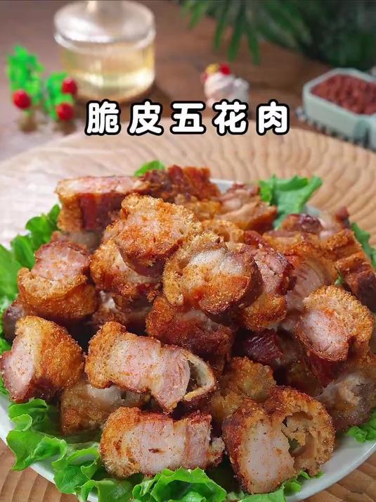 真没想到脆皮五花肉的做法这么简单，皮脆肉嫩
