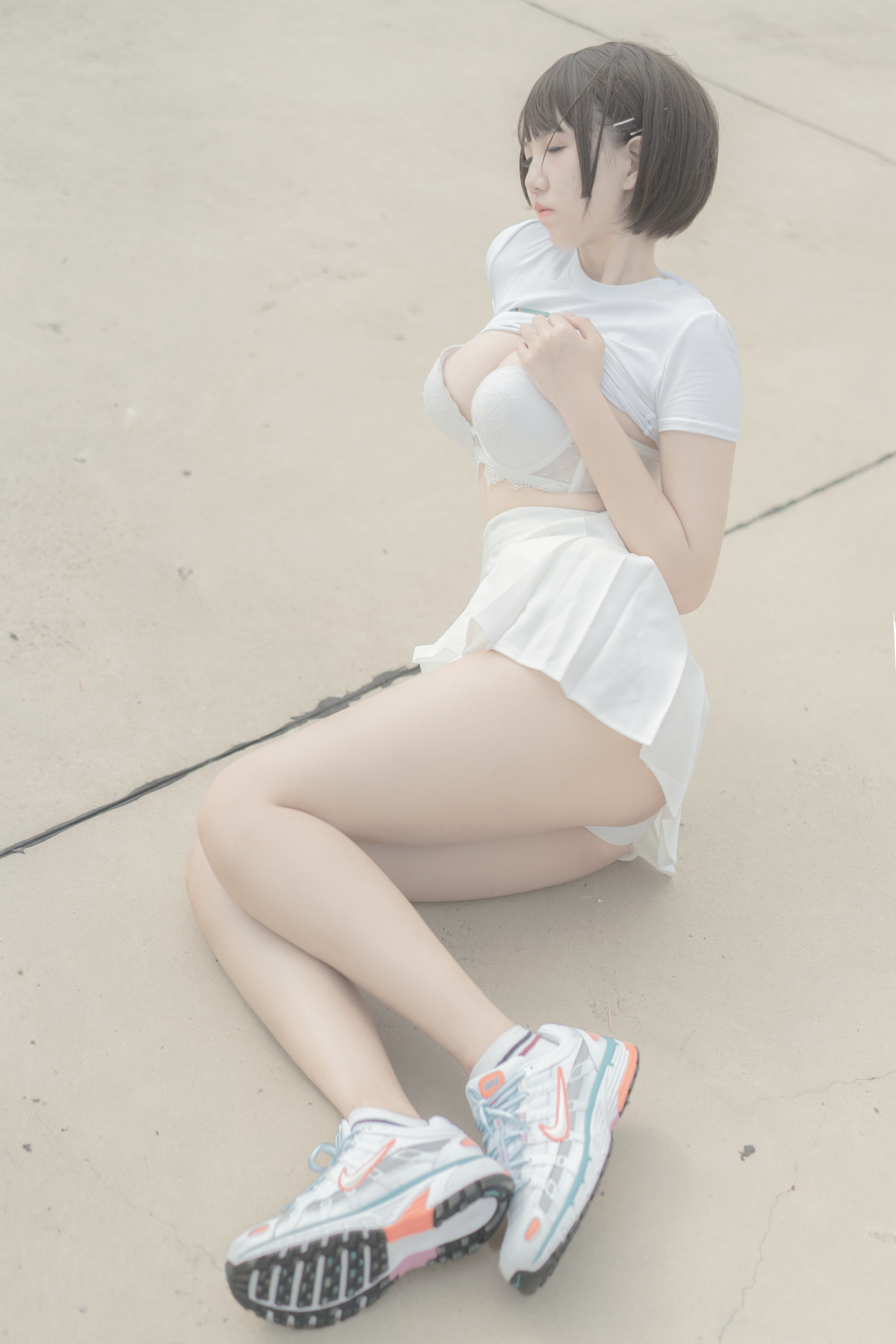 阿薰kaOri NO.006 - 天台[82P+1V649M]-六色网