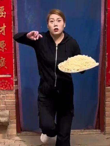 地道农家饭 鸡蛋番茄捞面条 河南美食千千万