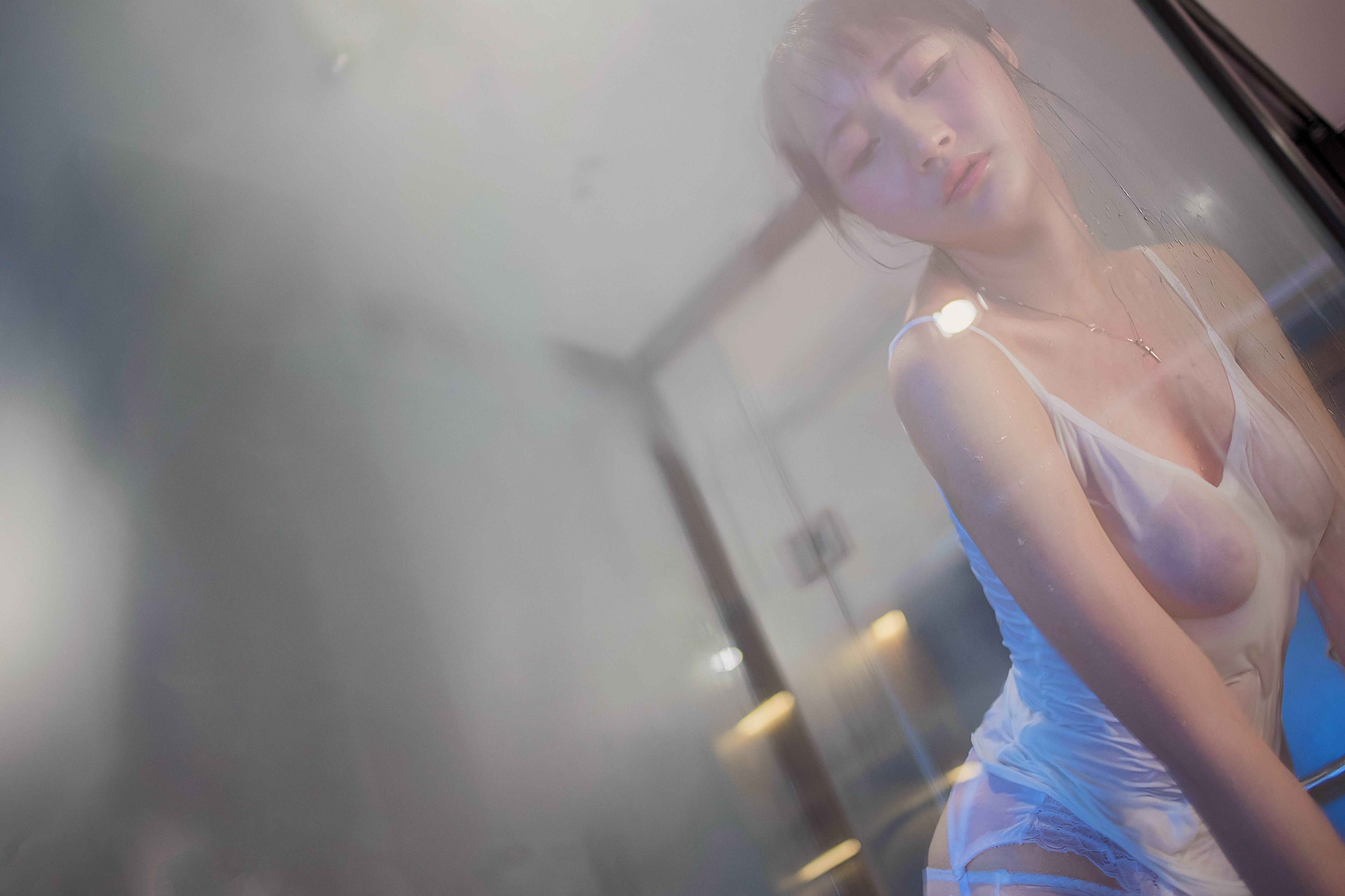 图片[85]-小何童鞋写真 NO.003 – Su 浴室[90P161M]-六色网
