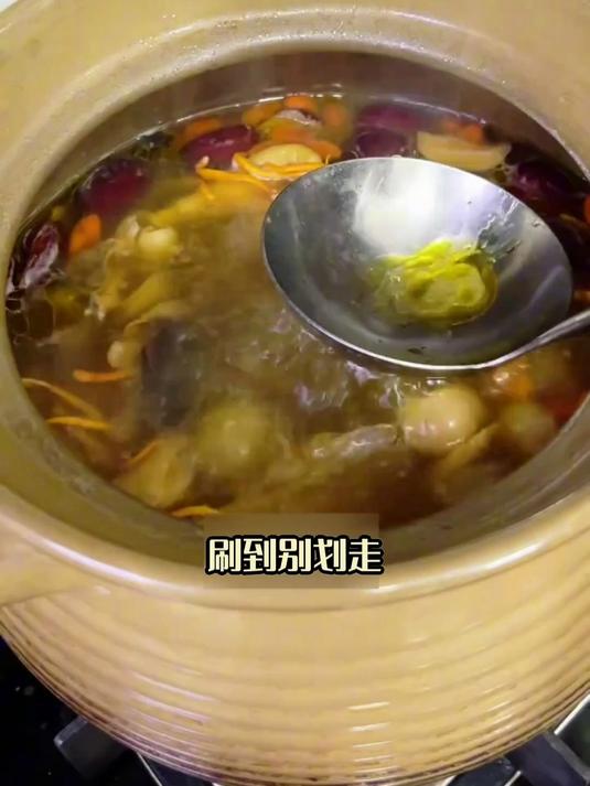 10 大养生作用!虫草花老鸭汤的功效,坚持喝才知道好