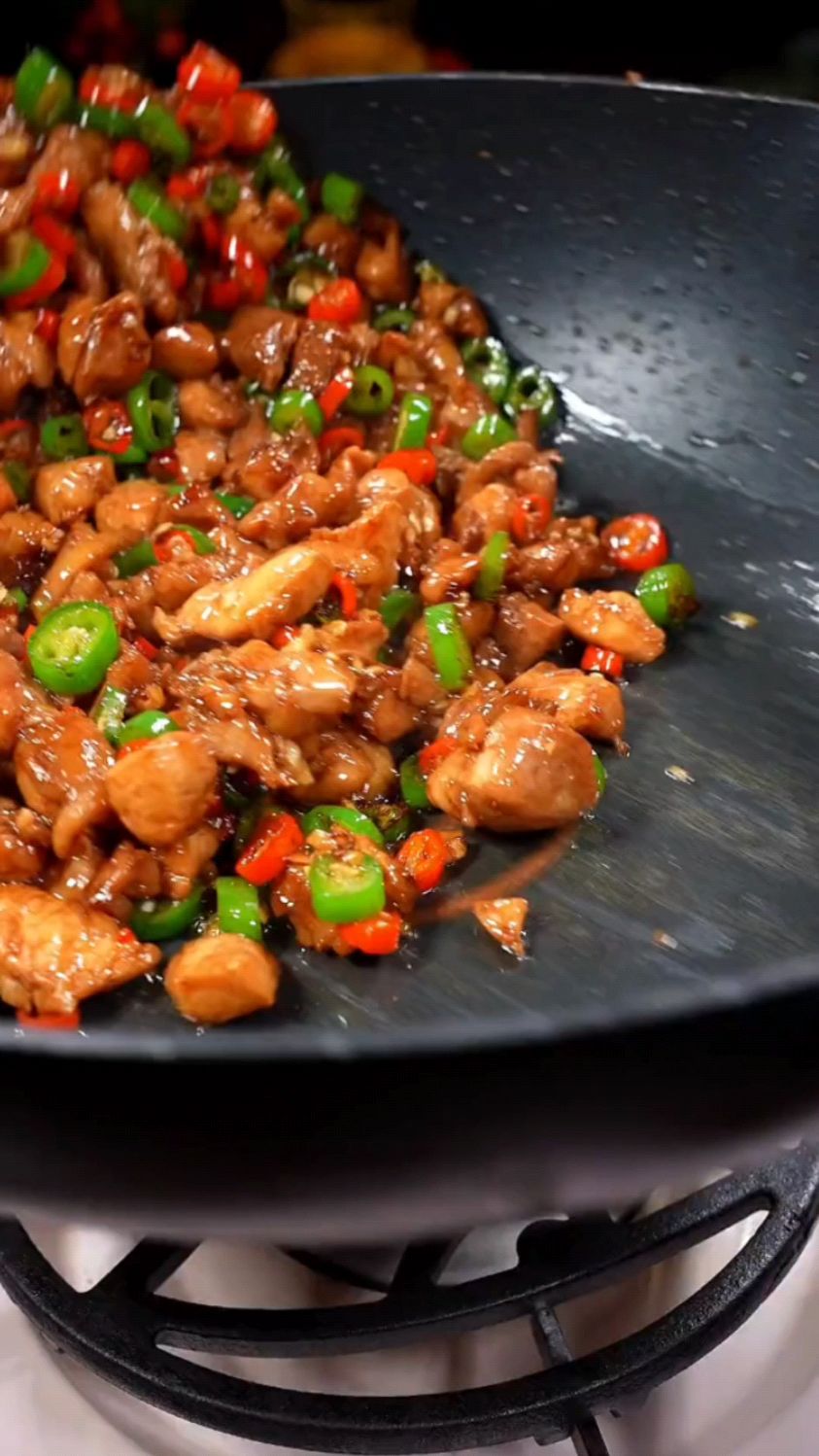 大鸡腿这样做,又香又辣