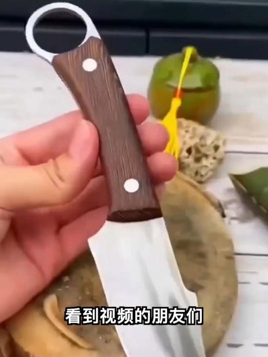 这把吃肉刀真的很好用,价格也特别划算