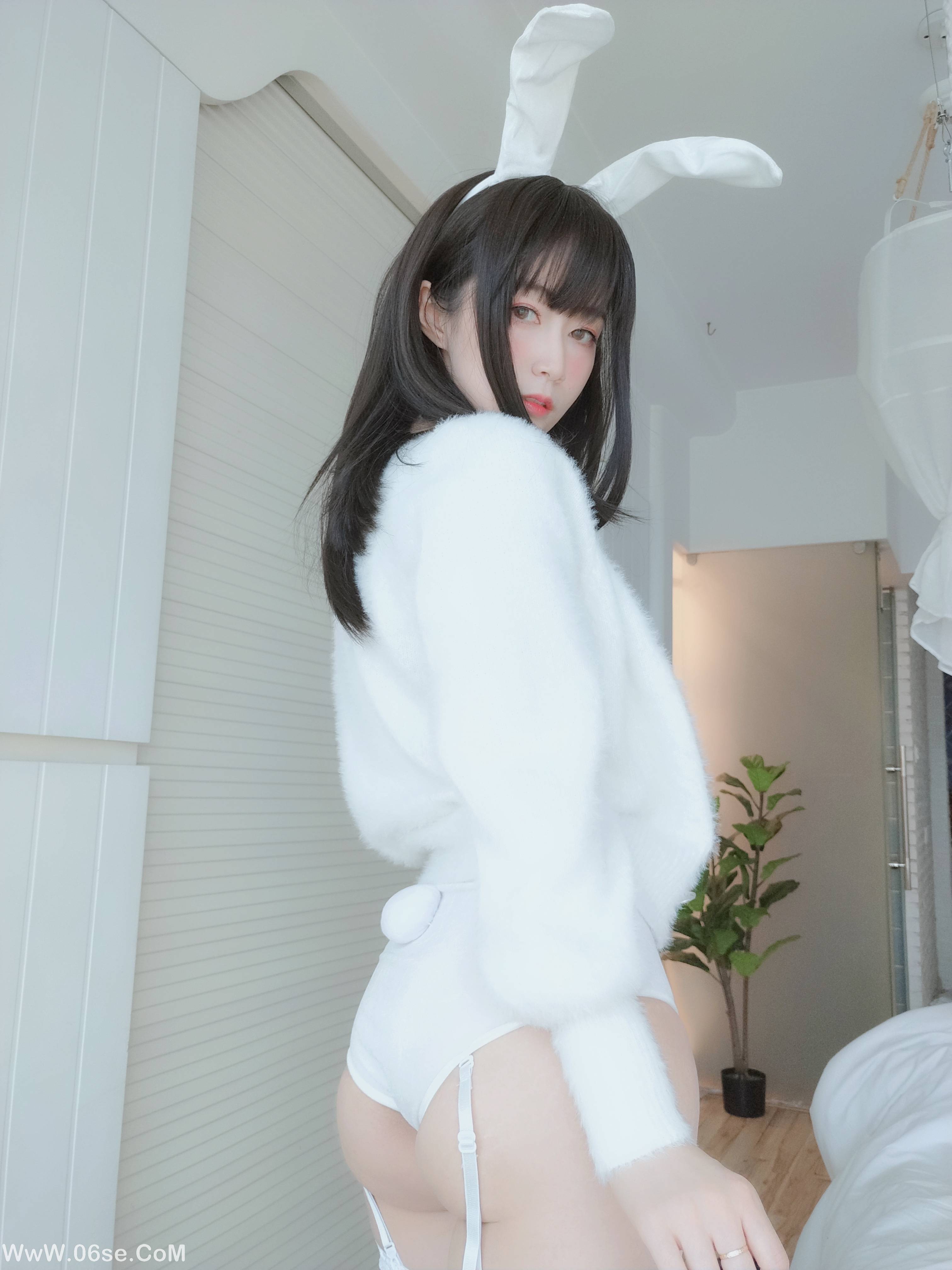 图片[70]-Coser小姐姐白银 NO.013 – 白丝兔子[108P+4V893M]-六色网