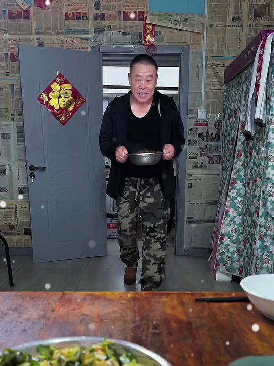 记录农村的人的家常便饭 农村人的真实生活