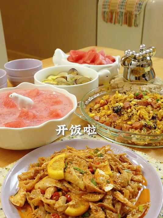 一家三口的晚餐柠檬手撕鸡·西瓜甘露