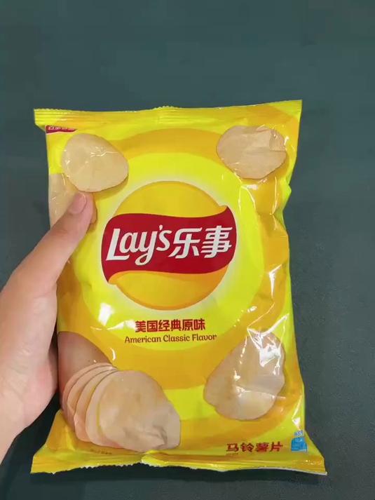 这样吃薯片不脏手,你学会了吗