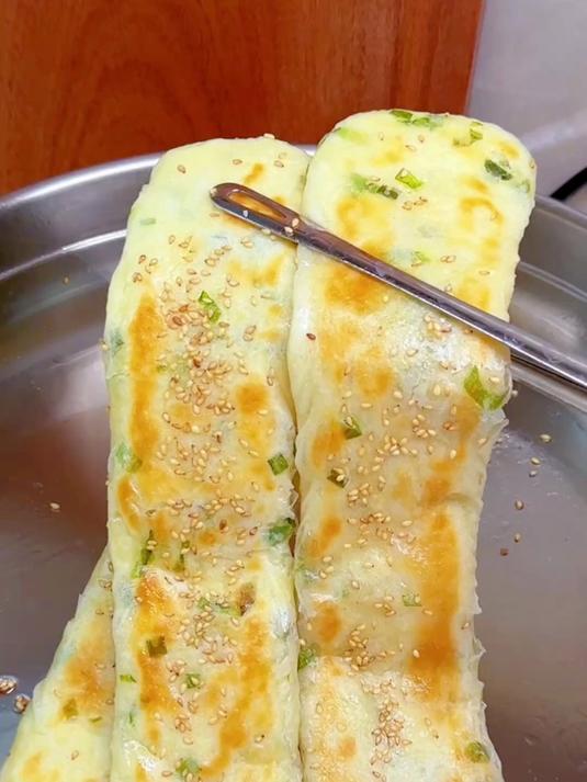 葱花椒盐烧饼的做法