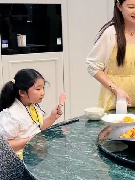 我家保姆刘阿姨在家用剩饭剩馒头做8种零食小吃