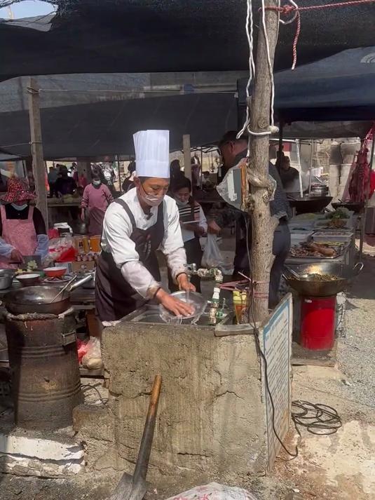 山东大集厨师长煎黄鲫子鱼