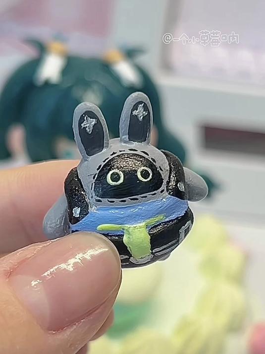 青衣旋转音乐盒小蛋糕石塑粘土