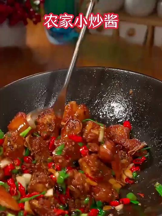 小炒酱加持,家常菜也能吃出高级感