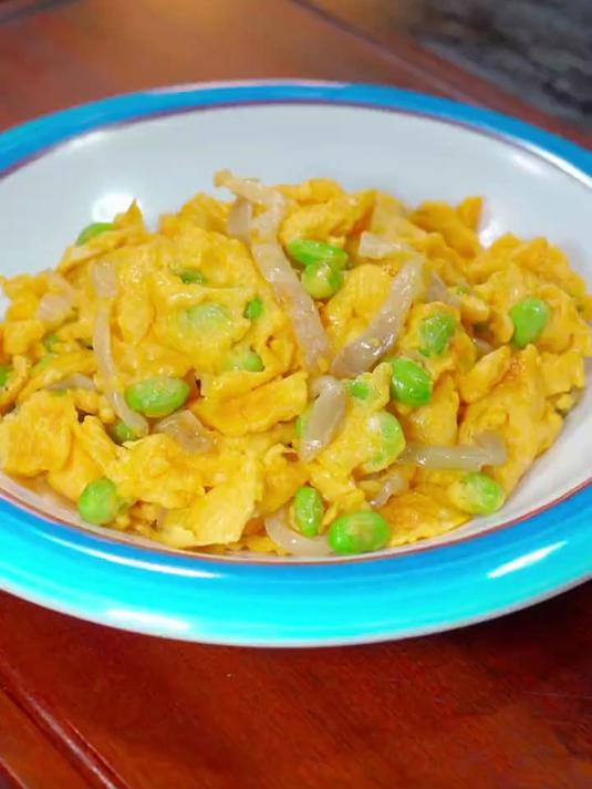 吃饭没胃口的时候可以试试这个榨菜炒鸡蛋