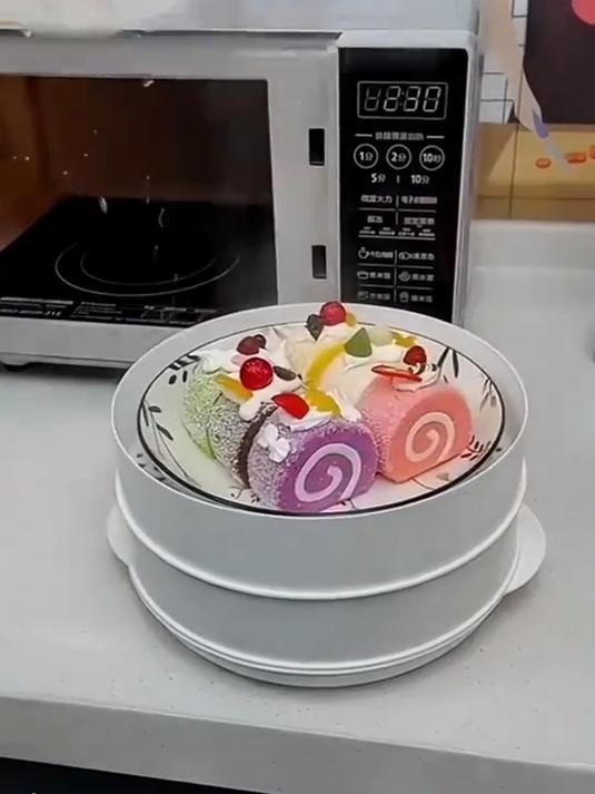 每次用微波炉蒸包子都变得硬邦邦,快用上这款专用蒸笼,还原美味