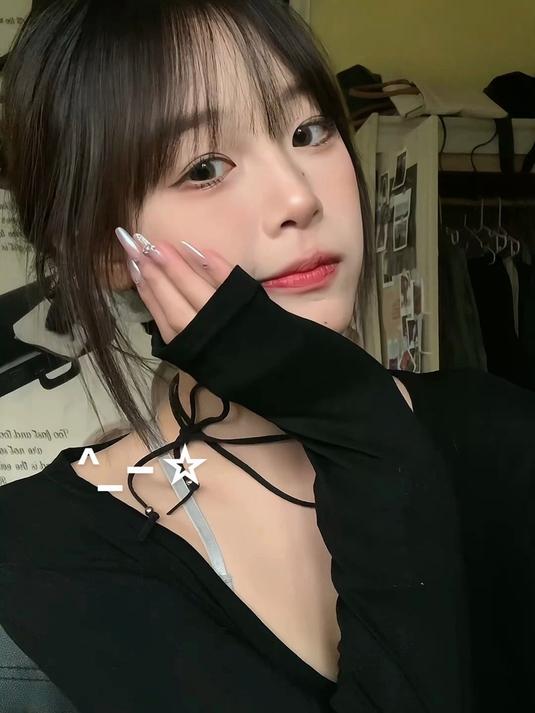 评论区想收集一下好看的颜文字！