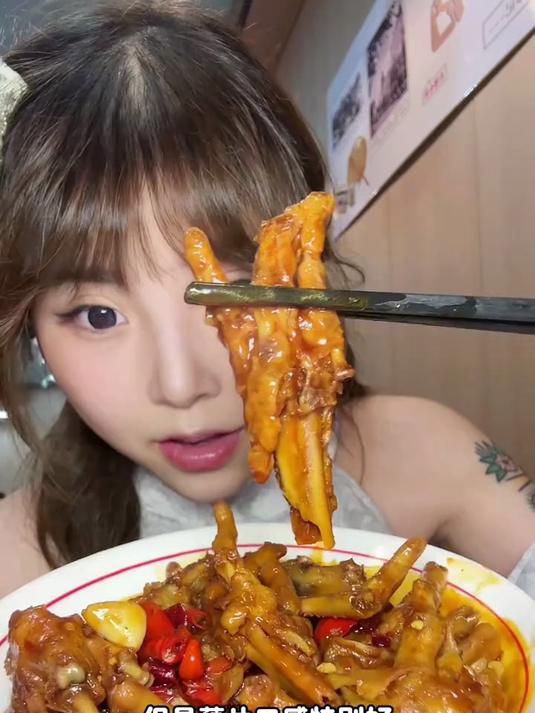 吃遍南昌爆辣江西菜！一天10顿大馋丫头的一天