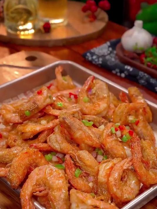 海边老渔民教我的，虾的几种花样做法，最后一种简直香迷糊了