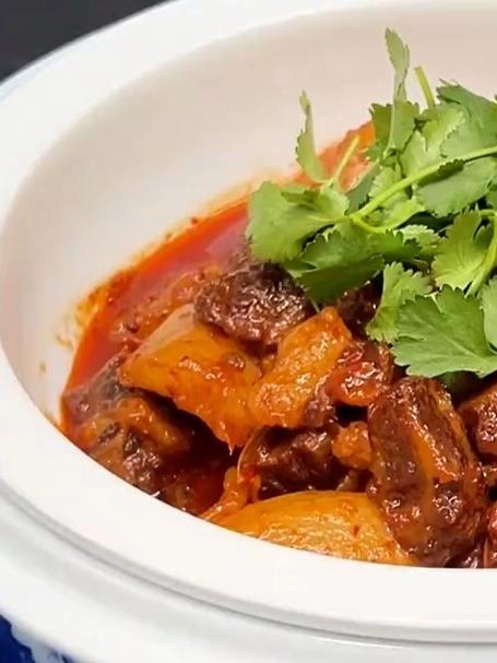 硬菜红烧牛肉来了，操作简单又好吃