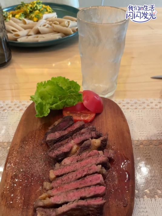 煎牛排只需要注意这些细节,煎出来的又嫩又香!