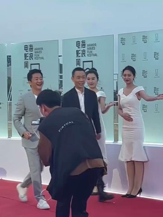张译、吴京亮相海浪电影周，两位都是演技派且低调的演员