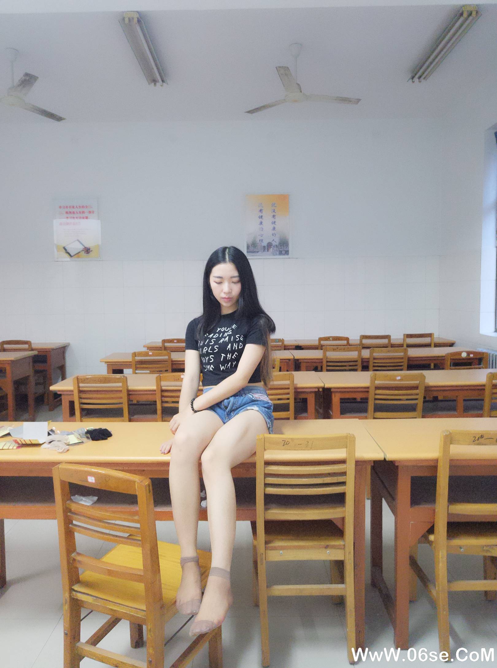 图片[65]-学妹校园寝室短丝系列002期 张梦想[104P201M]-六色网