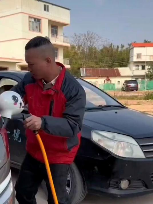 王老板说今年更比明年强