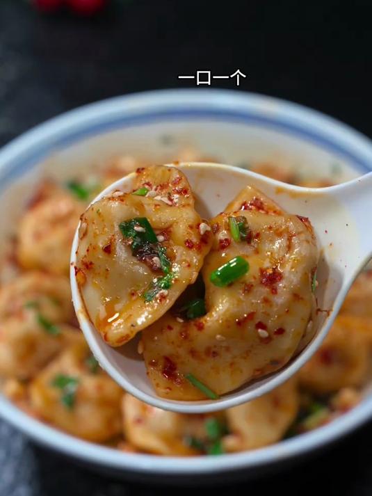 油泼饺子陕西特色美食