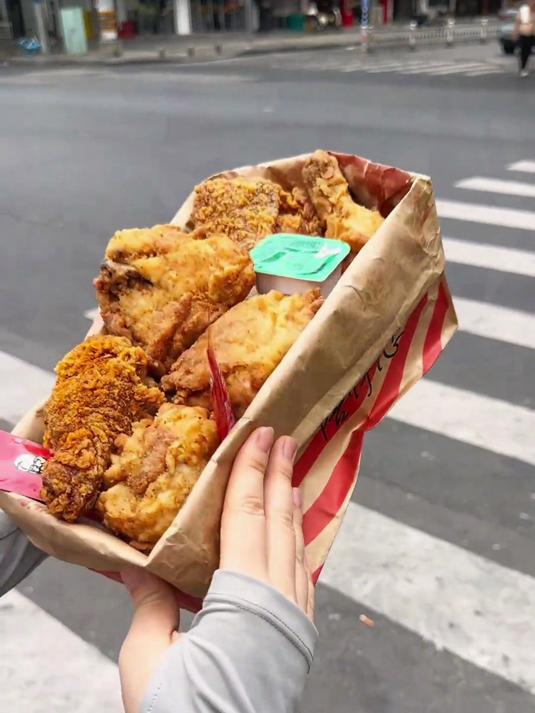 肯德基吮指原味鸡39.9有六块!