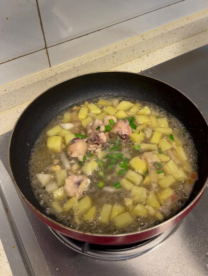 鸡肉烧什么配菜好吃