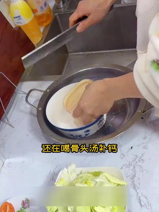 体质燥热适配!莲藕排骨汤搭麦冬,温补不上火不刺激