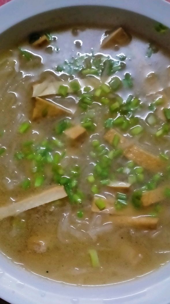 豆腐萝卜汤,清淡可口