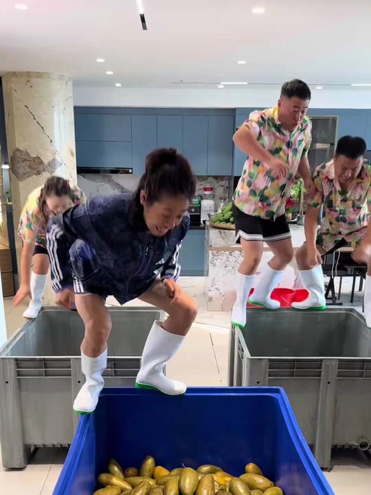 2600斤芒果自制印度乡村美食《芒果香菜辣椒绿茶》太好喝啦!