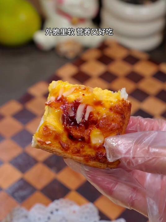 外脆里软奶香十足的杏仁岩烧吐司