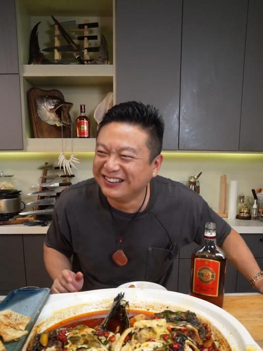 80斤巨型乌青,自制青鱼石项链,再做个鱼头泡饼补补身子