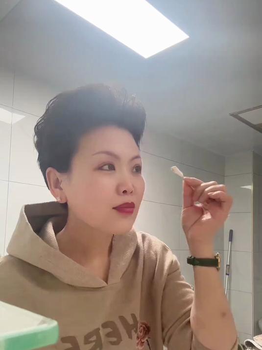 小时候老师说我的作文是豆腐账,老了以后
